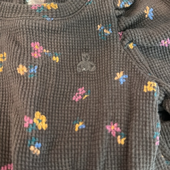 Baby gap outfit excellent! - Picture 2 of 6